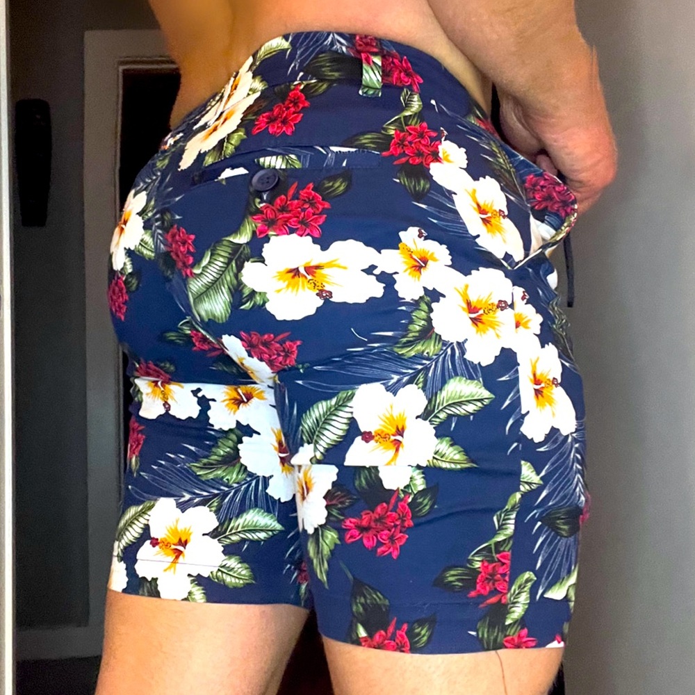 Post Marc floral shorts size 31